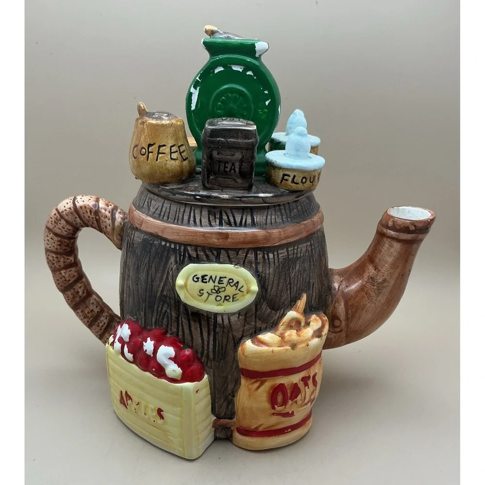 Vintage‎ Cardinal General Store Ceramic Teapot, 1994.